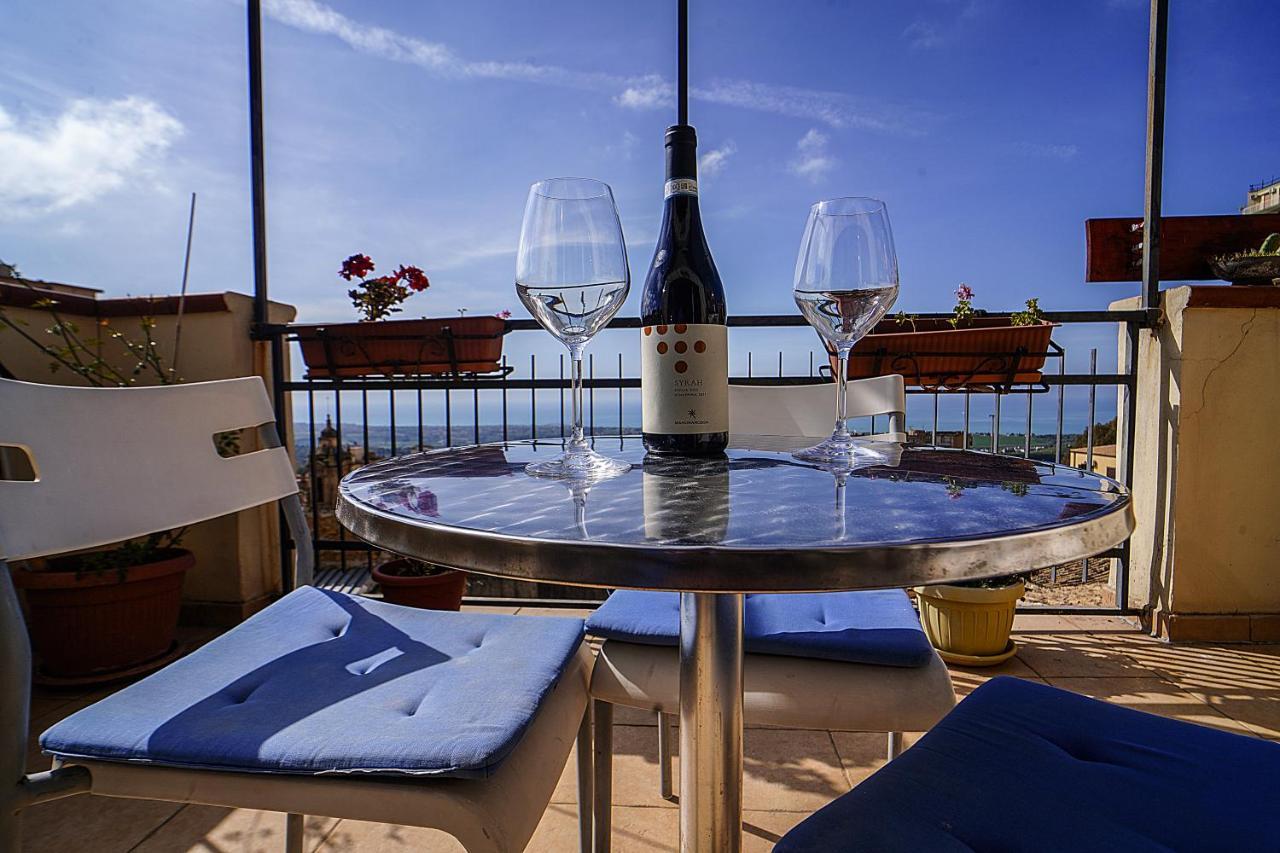 Casa Lerux Hotel Agrigento Exterior photo
