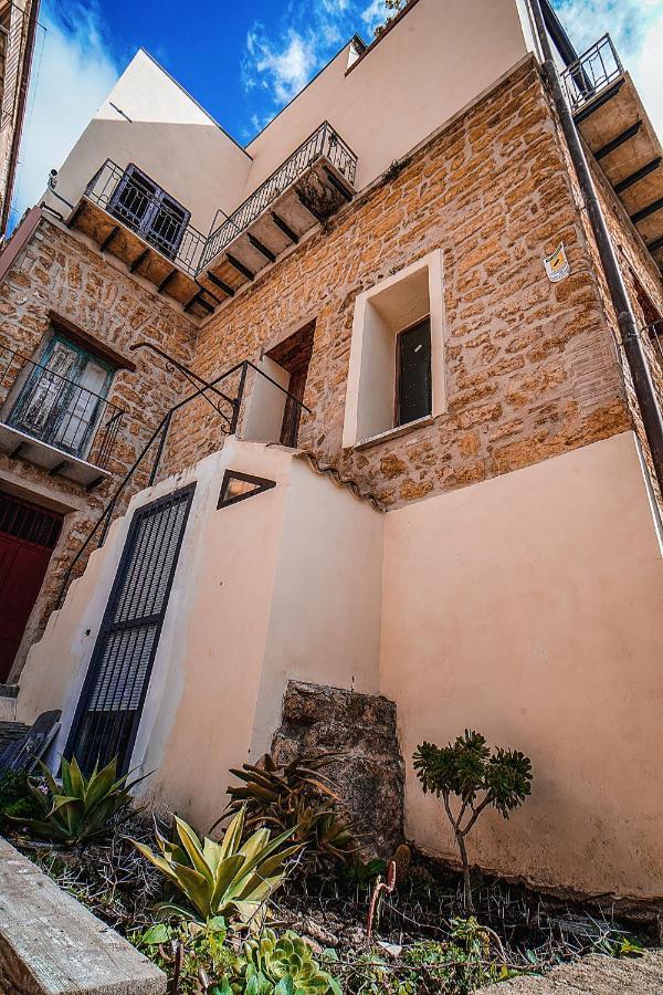Casa Lerux Hotel Agrigento Exterior photo